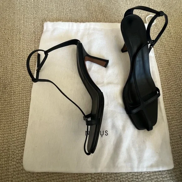 Neous Jumel Navy Strappy Square-Toe Heeled Sandals Sz 39 - Picture 6 of 11